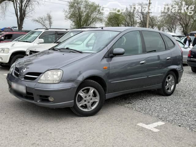Nissan Almera Tino 1.8 MT