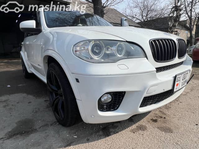 BMW X5 II (E70) Рестайлинг 50i 4.4 AT 4WD