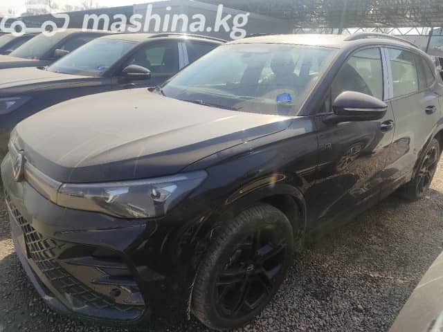 Volkswagen Tiguan II (China Market) L 2.0 AMT 4WD