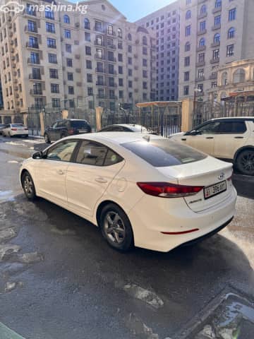 Hyundai Avante VI 1.6 AT