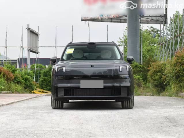 Lynk & Co 900 1.5hyb AT 4WD