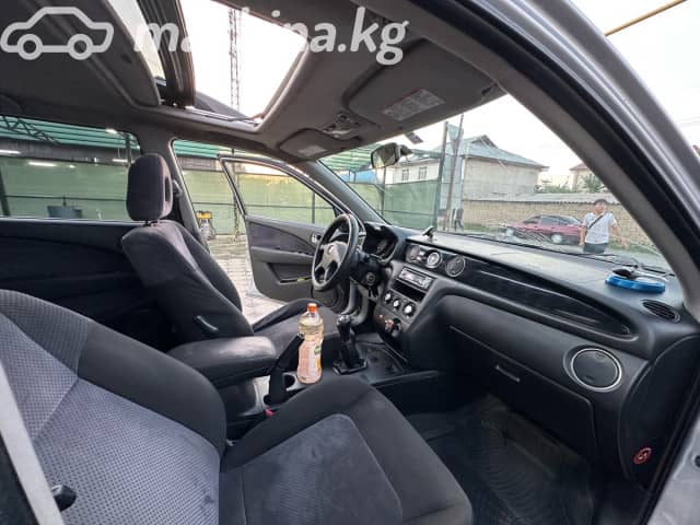 Mitsubishi Outlander I 2.0 MT 4WD