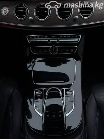 Mercedes-Benz E-Класс V (W213, S213, C238) E 300 9G-TRONIC