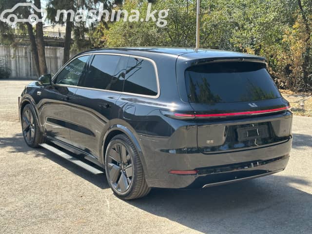 LiXiang L9 Max 1.5hyb AT 4WD