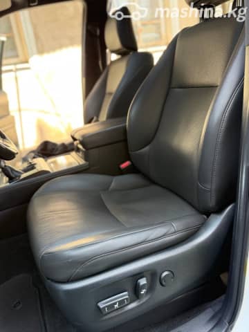 Lexus GX II Рестайлинг 2 460 4.6 AT 4WD