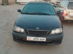 Toyota Avensis I 1.6 MT