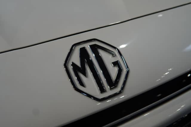 MG HS II 2.0 AT