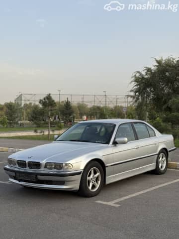 BMW 7 серии III (E38) Рестайлинг 740i 4.4 AT