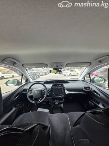 Toyota Prius IV Рестайлинг (XW50) 1.8hyb AT