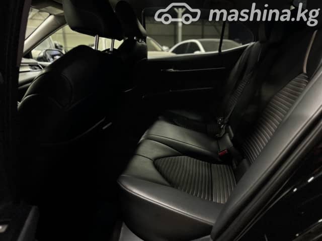 Toyota Camry VIII (XV70) 2.5 AT