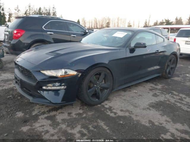 Ford Mustang VI Рестайлинг 2.3 AT