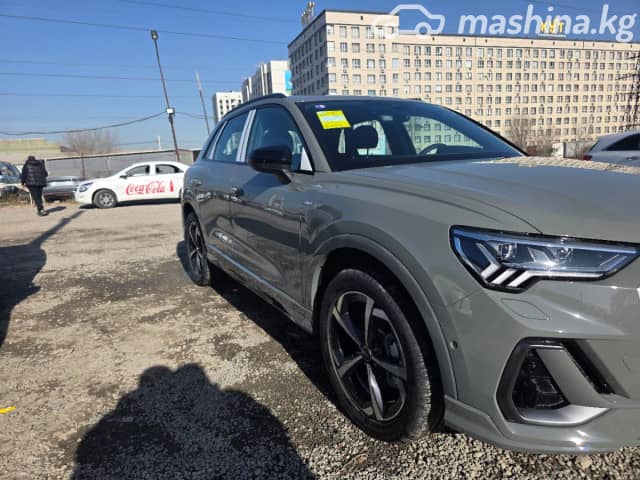 Audi Q3 II (F3) 45 TFSI 2.0 AT 4WD