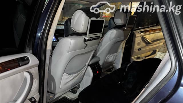 BMW X5 I (E53) Рестайлинг 4.4 AT 4WD