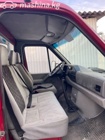 Volkswagen Constellation