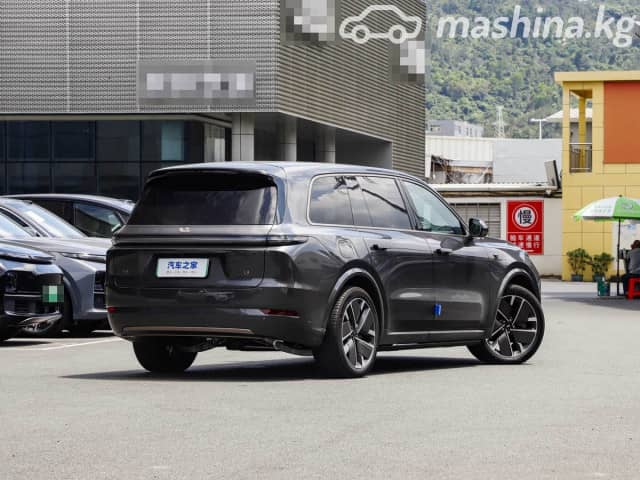 LiXiang L9 Рестайлинг 1.5hyb AT 4WD