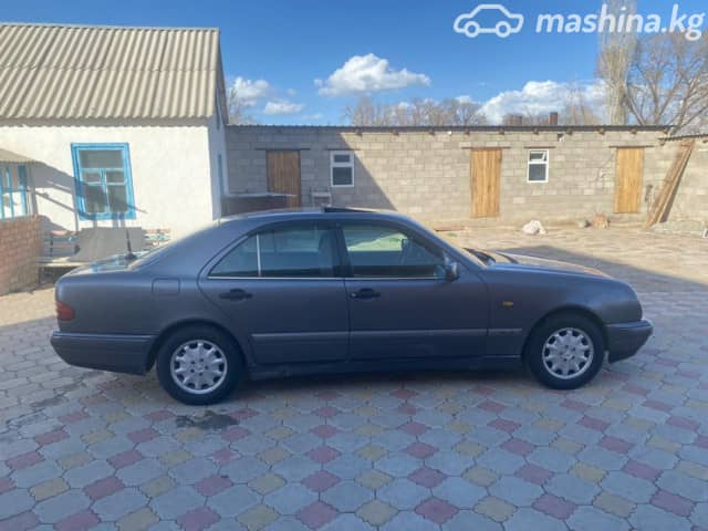 Mercedes-Benz E-Класс II (W210, S210) 200 2.0 MT