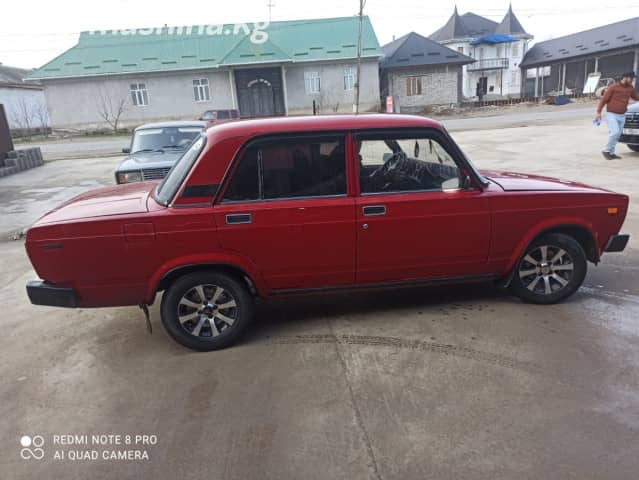 ВАЗ (Lada) 2105 21053 1.5 MT