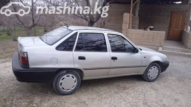 Daewoo Nexia I 1.5 MT