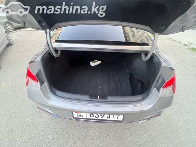 Hyundai Avante VII 1.6hyb AMT