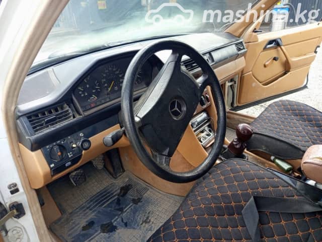 Mercedes-Benz W124 200 2.0 MT