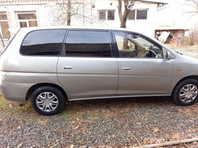 Toyota Gaia 2.0 AT