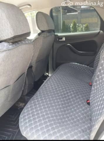 Ford Focus II 1.6 MT