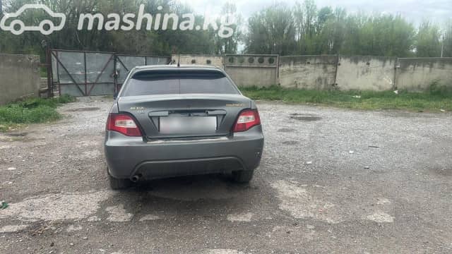 Daewoo Nexia I Рестайлинг 1.6 MT