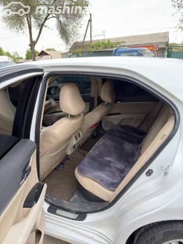 Toyota Camry VIII (XV70) 2.5hyb CVT