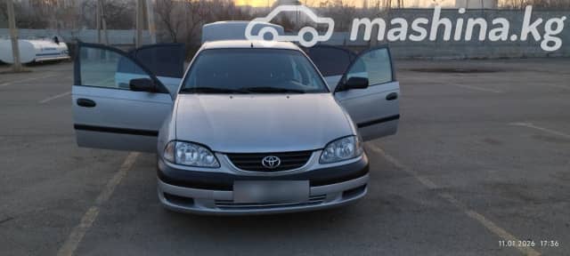 Toyota Avensis I Рестайлинг 1.8 MT