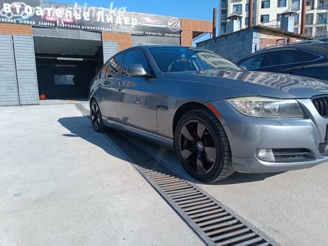 BMW 3 серии V (E90/E91/E92/E93) Рестайлинг 330i xDrive 3.0 AT 4WD
