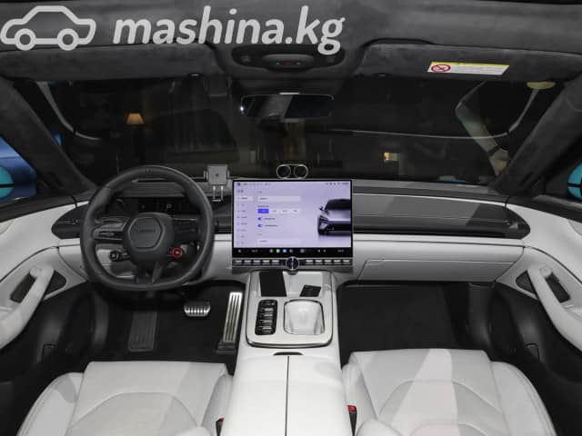Xiaomi SU7 Electro AT 4WD