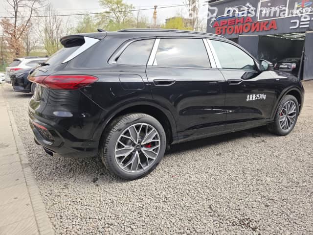 Audi Q5 III 40 TFSI 2.0 AMT 4WD