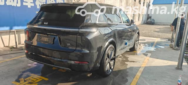 LiXiang L7 Рестайлинг 1.5hyb AT 4WD