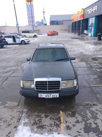 Mercedes-Benz W124 230 2.3 MT