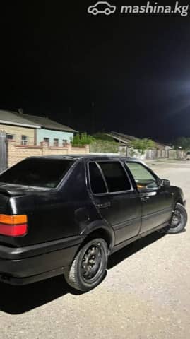 Volkswagen Vento 1.8 MT