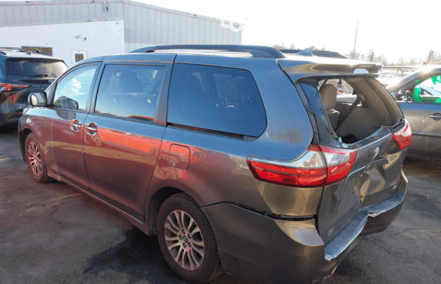 Toyota Sienna III Рестайлинг 2 3.5 AT