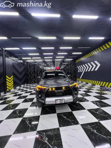 Toyota 4Runner V Рестайлинг 4.0 AT 4WD
