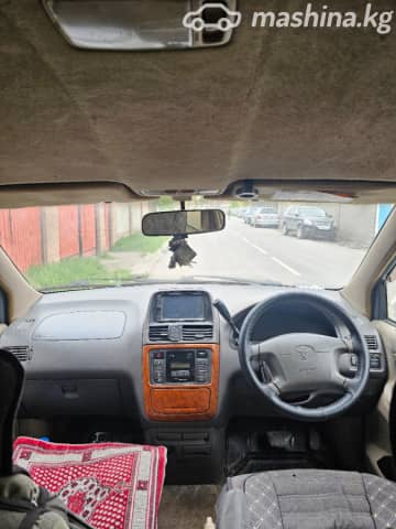 Toyota Gaia 2.0 AT 4WD