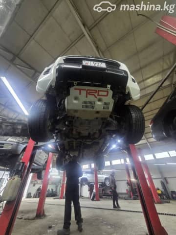 Toyota 4Runner V Рестайлинг 4.0 AT