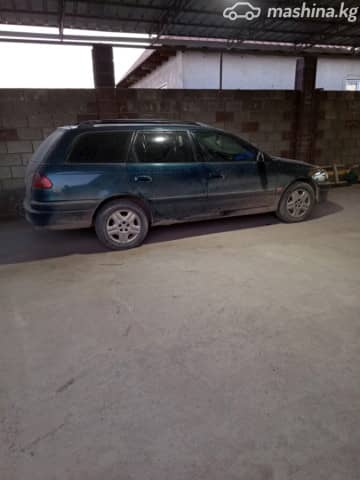 Toyota Avensis I 1.8 MT