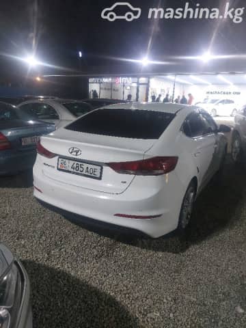 Hyundai Avante VI 1.6 AT