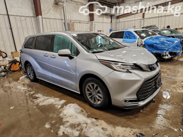 Toyota Sienna IV 2.5hyb AT
