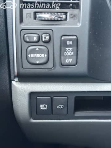 Toyota Sequoia II Рестайлинг 5.7 AT 4WD