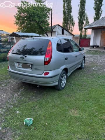 Nissan Almera Tino 1.8 MT