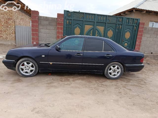 Mercedes-Benz E-Класс II (W210, S210) 230 2.3 MT