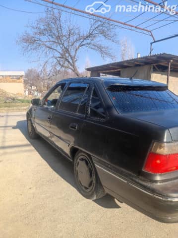 Daewoo Nexia I Рестайлинг 1.5 MT