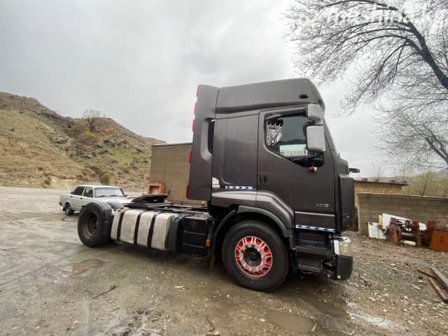 Renault Premium