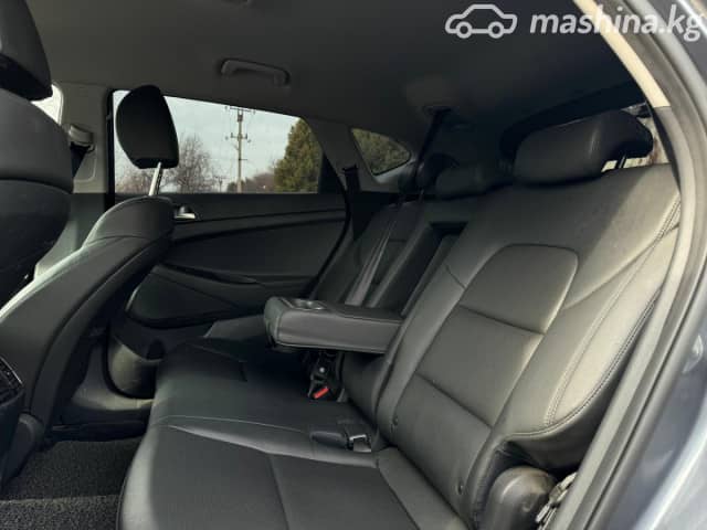 Hyundai Tucson III Рестайлинг 2.0d AT
