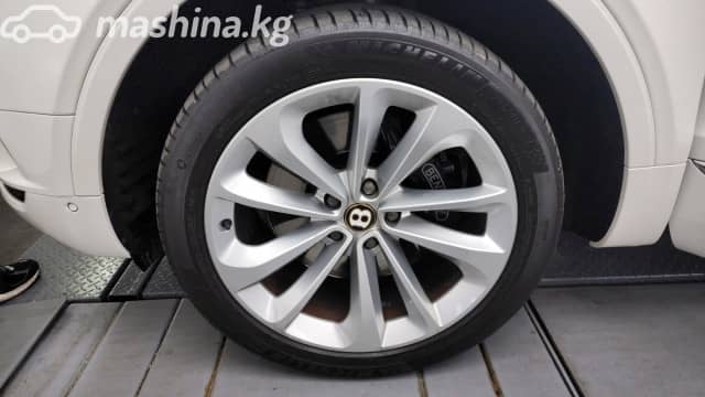 Bentley Bentayga I 4.0 AT 4WD