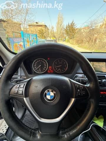 BMW X5 II (E70) 48i 4.8 AT 4WD